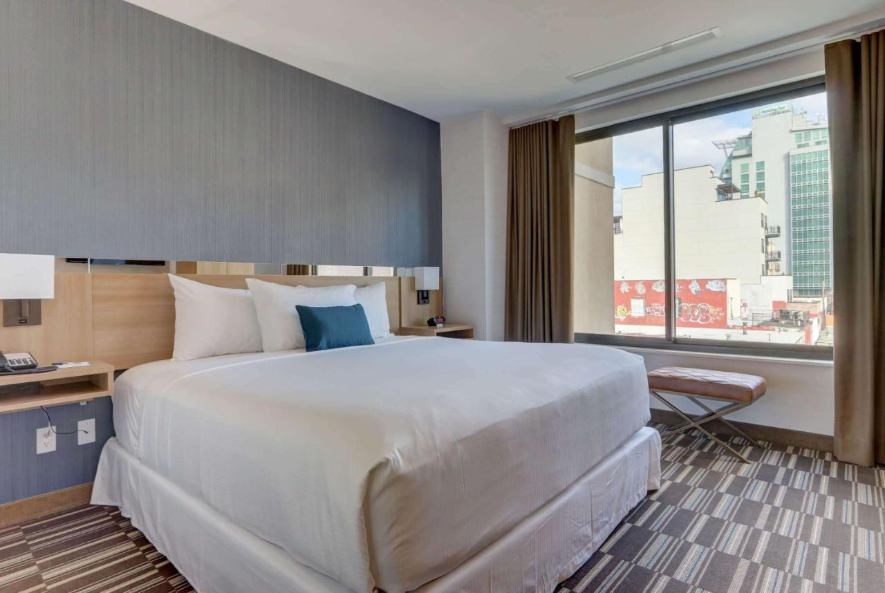Microtel Inn By Wyndham Long Island City New York Ngoại thất bức ảnh